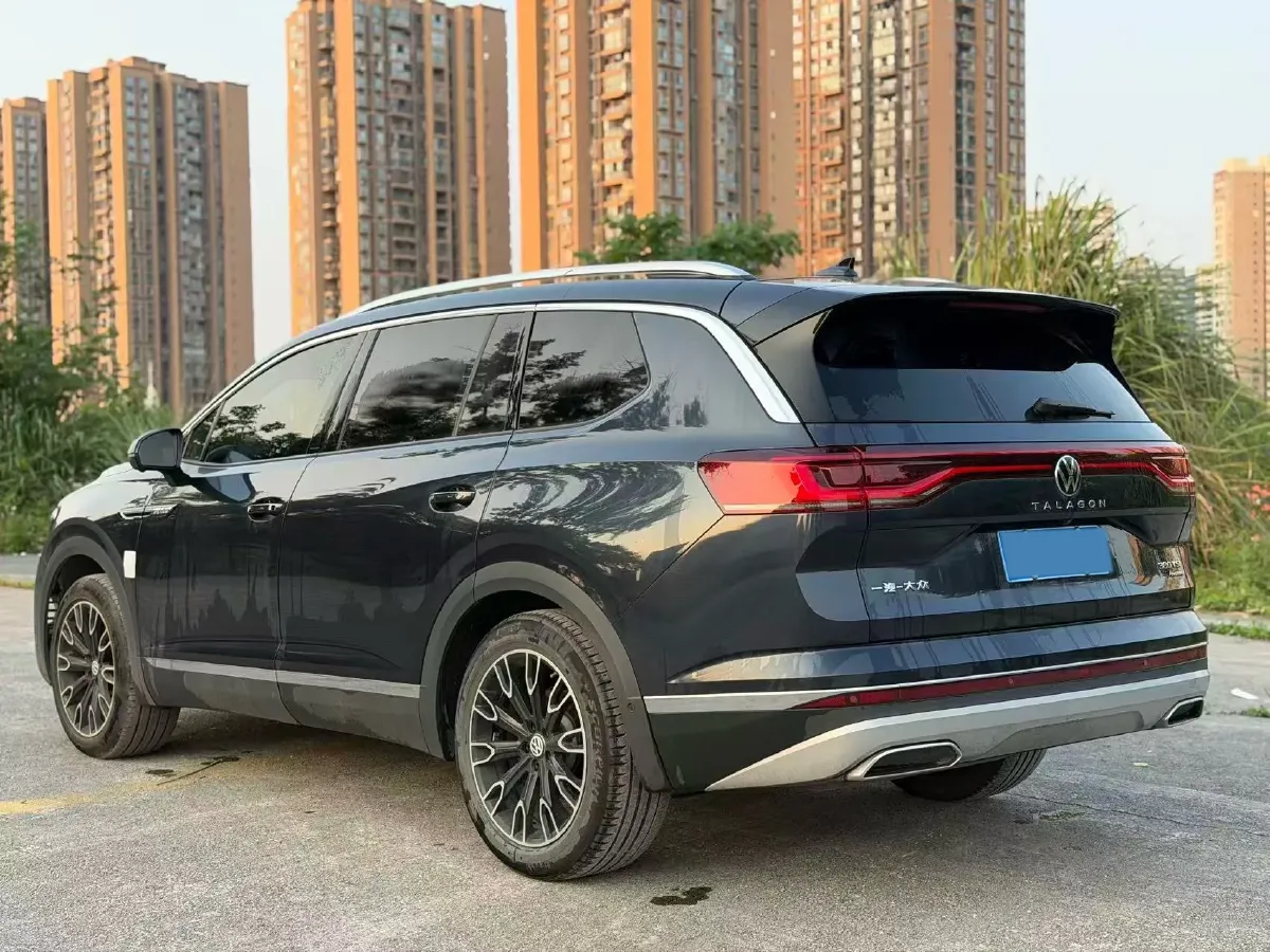 2021 Volkswagen Talagon 2.0T 220HP L4 7DCT,autocango,china used car exporter,china ev exporter,chinese used car exporter,chinese used ev exporter