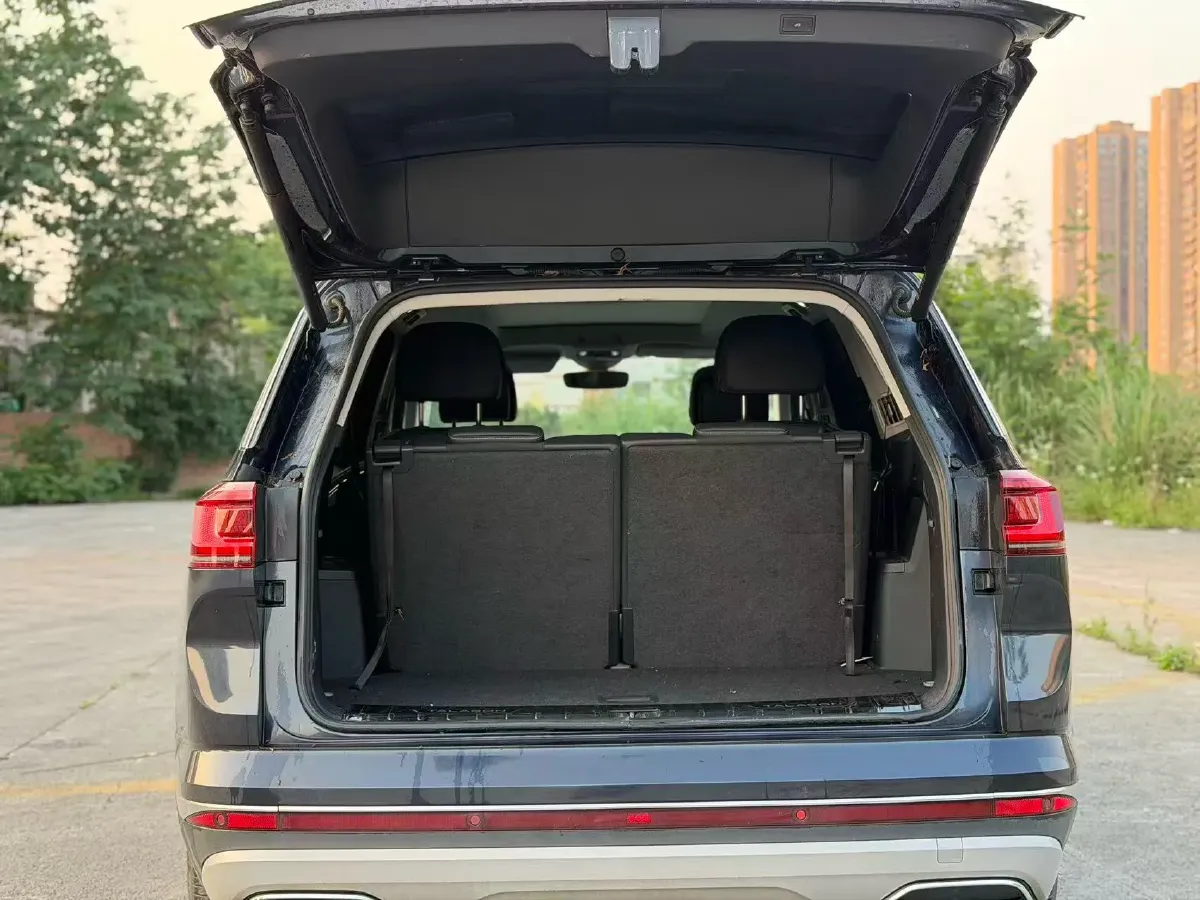 2021 Volkswagen Talagon 2.0T 220HP L4 7DCT,autocango,china used car exporter,china ev exporter,chinese used car exporter,chinese used ev exporter