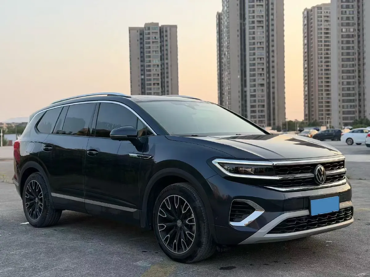 2021 Volkswagen Talagon 2.0T 220HP L4 7DCT,autocango,china used car exporter,china ev exporter,chinese used car exporter,chinese used ev exporter