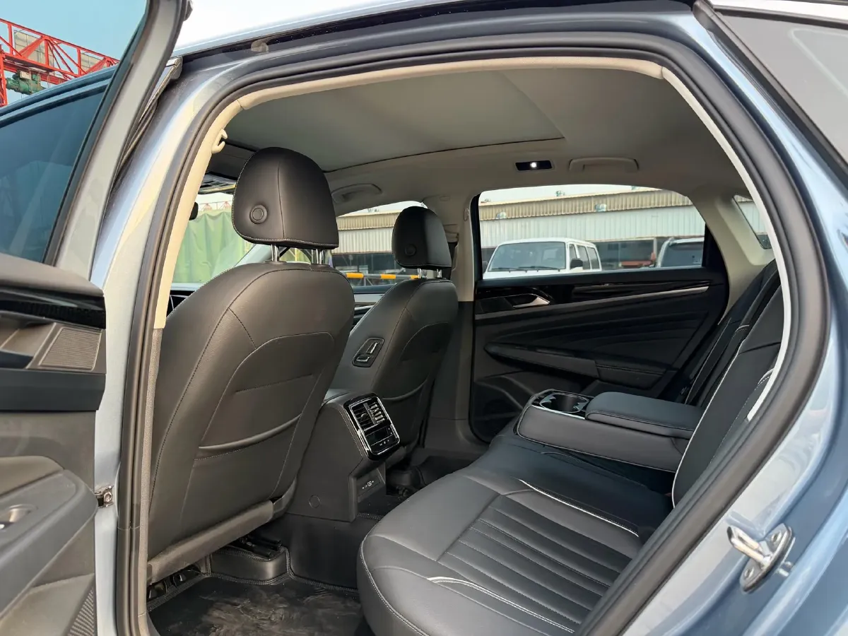 2022 Skoda Kodiak GT 2.0T 186HP L4 7DCT,autocango,china used car exporter,china ev exporter,chinese used car exporter,chinese used ev exporter