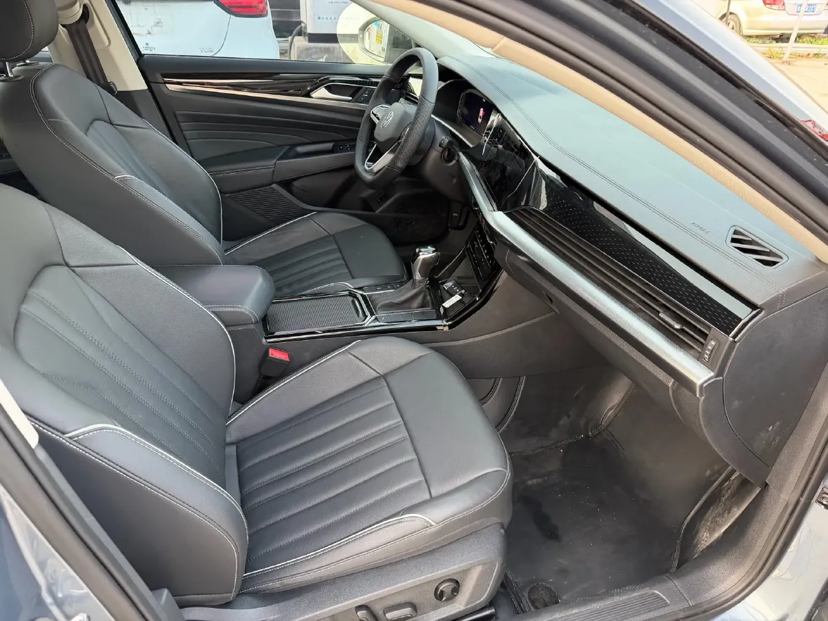 2022 Skoda Kodiak GT 2.0T 186HP L4 7DCT,autocango,china used car exporter,china ev exporter,chinese used car exporter,chinese used ev exporter