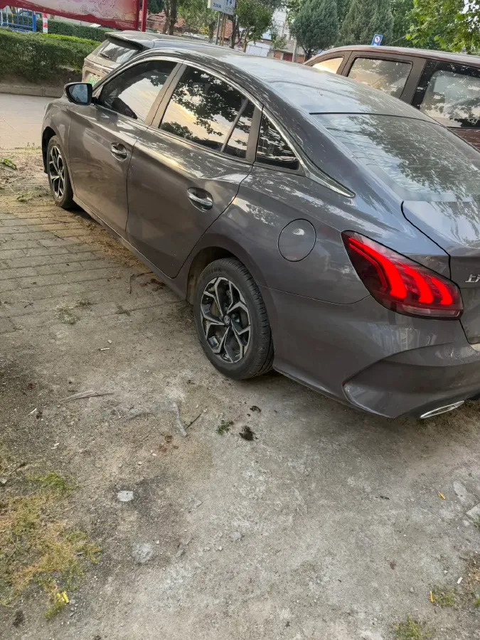 2021 MG 5 1.5L 120HP L4 CVT,autocango,china used car exporter,china ev exporter,chinese used car exporter,chinese used ev exporter