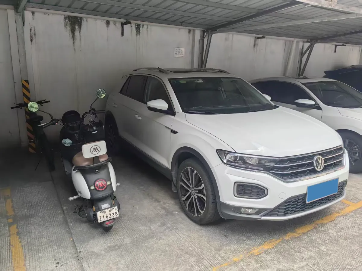 2018 Borgward BX7 2.0T 224HP L4 6AT,autocango,china used car exporter,china ev exporter,chinese used car exporter,chinese used ev exporter