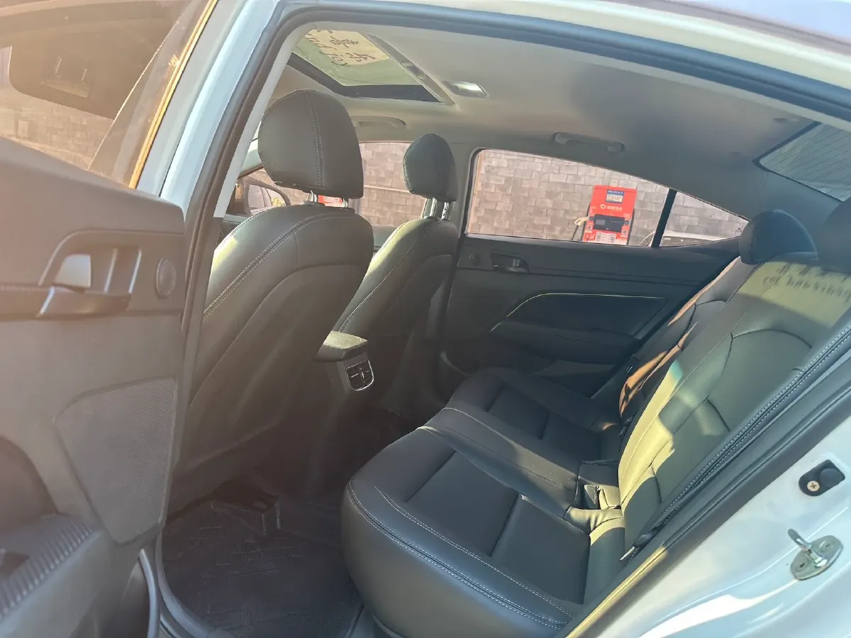 2018 Hyundai Elantra 1.4T 130HP L4 7DCT,autocango,china used car exporter,china ev exporter,chinese used car exporter,chinese used ev exporter