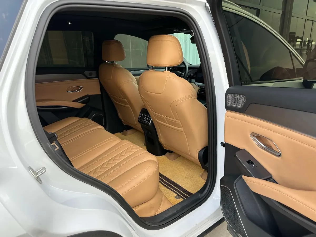 2024 BYD SongL DM-i 1.5L 101HP L4 E-CVT PHEV 26.6KWH,autocango,china used car exporter,china ev exporter,chinese used car exporter,chinese used ev exporter