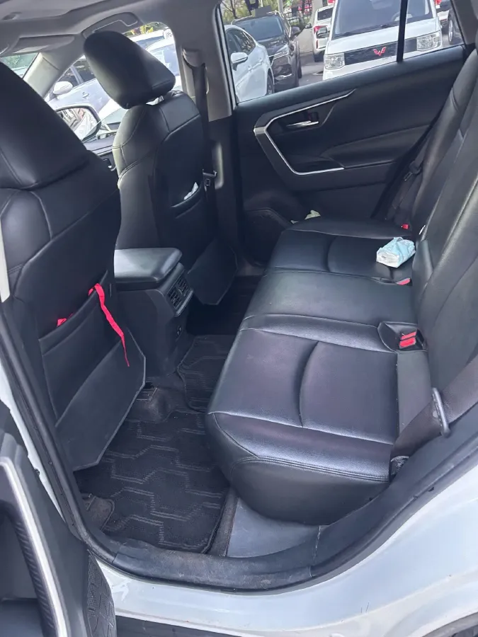 2021 Toyota RAV4 2.0L 171HP L4 CVT,autocango,china used car exporter,china ev exporter,chinese used car exporter,chinese used ev exporter