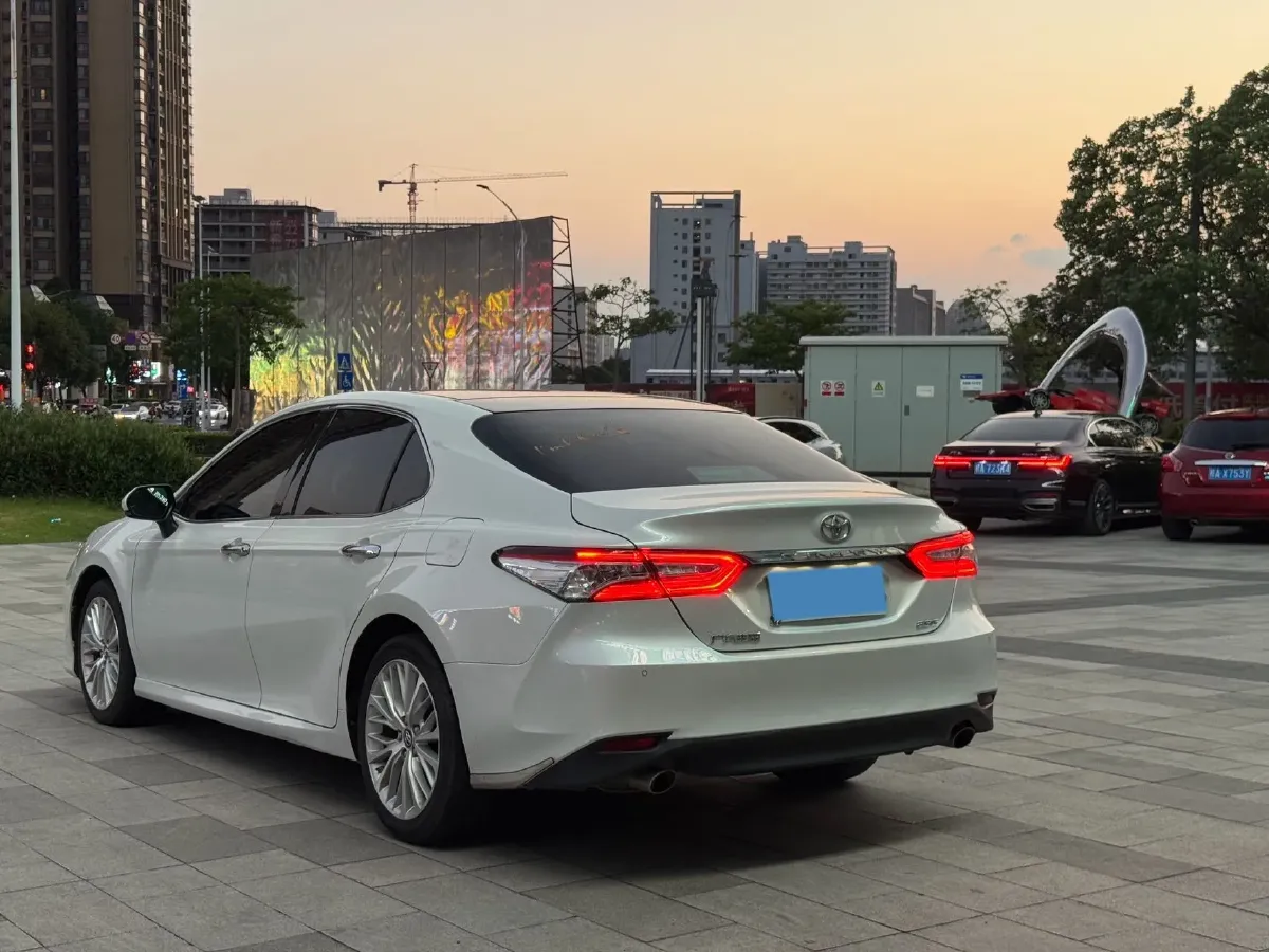2019 Toyota Camry 2.5L 209HP L4 8AT,autocango,china used car exporter,china ev exporter,chinese used car exporter,chinese used ev exporter
