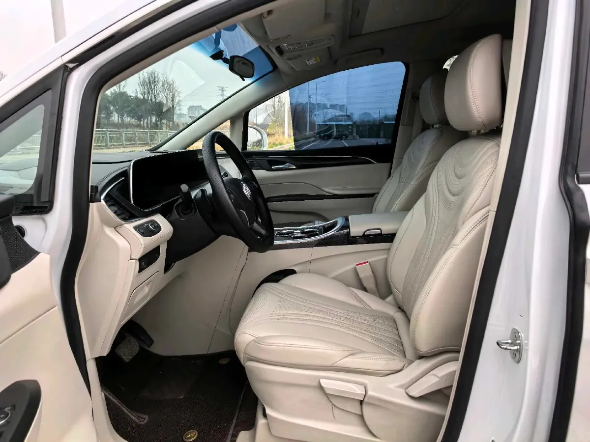 2023 Buick GL8 2.0T 237HP L4 9AT,autocango,china used car exporter,china ev exporter,chinese used car exporter,chinese used ev exporter