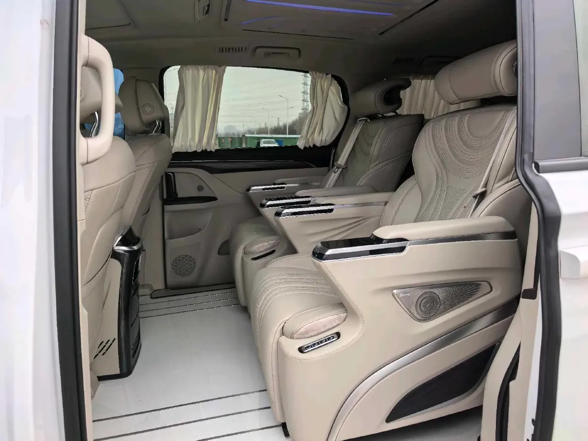 2023 Buick GL8 2.0T 237HP L4 9AT,autocango,china used car exporter,china ev exporter,chinese used car exporter,chinese used ev exporter