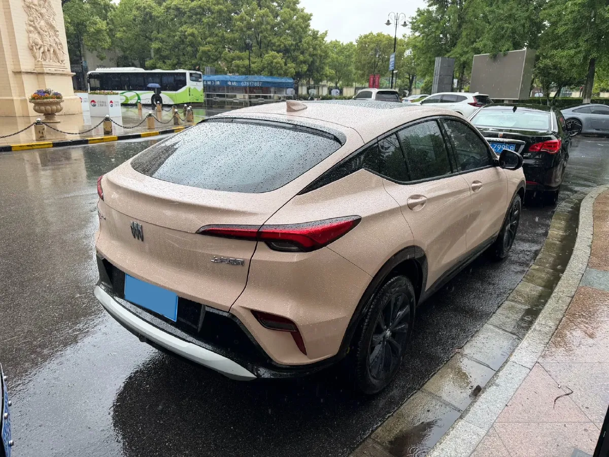 2022 Buick Envista 1.5T 184HP L4 CVT,autocango,china used car exporter,china ev exporter,chinese used car exporter,chinese used ev exporter