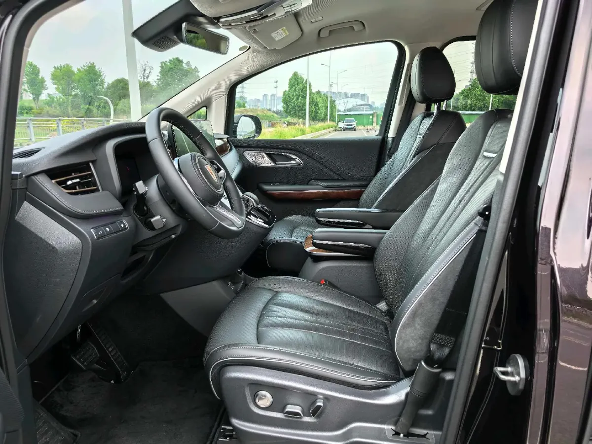2024 HongQi HQ9 2.0T 163HP L4 1DHT PHEV 20.14KWH,autocango,china used car exporter,china ev exporter,chinese used car exporter,chinese used ev exporter