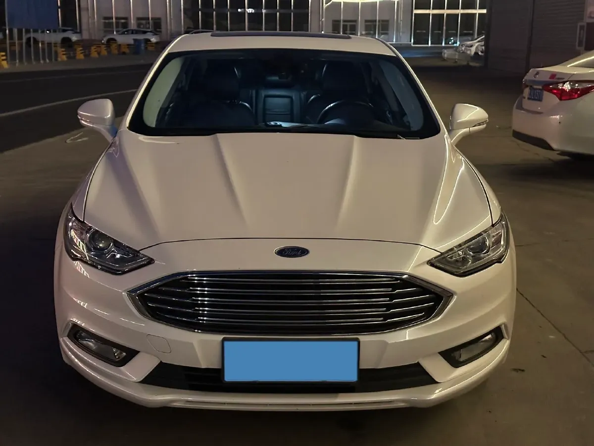 2017 Ford Mondeo 2.0T 204HP L4 6AT,autocango,china used car exporter,china ev exporter,chinese used car exporter,chinese used ev exporter
