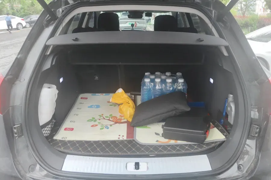2019 HongQi HS5 2.0T 224HP L4 6AT,autocango,china used car exporter,china ev exporter,chinese used car exporter,chinese used ev exporter