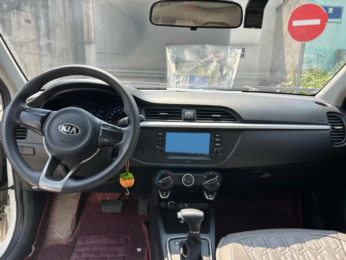 2017 Kia K2 1.4L 100HP L4 6AT,autocango,china used car exporter,china ev exporter,chinese used car exporter,chinese used ev exporter