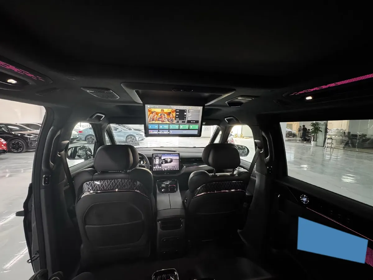 2022 Zeekr 009 BEV 116KWH,autocango,china used car exporter,china ev exporter,chinese used car exporter,chinese used ev exporter