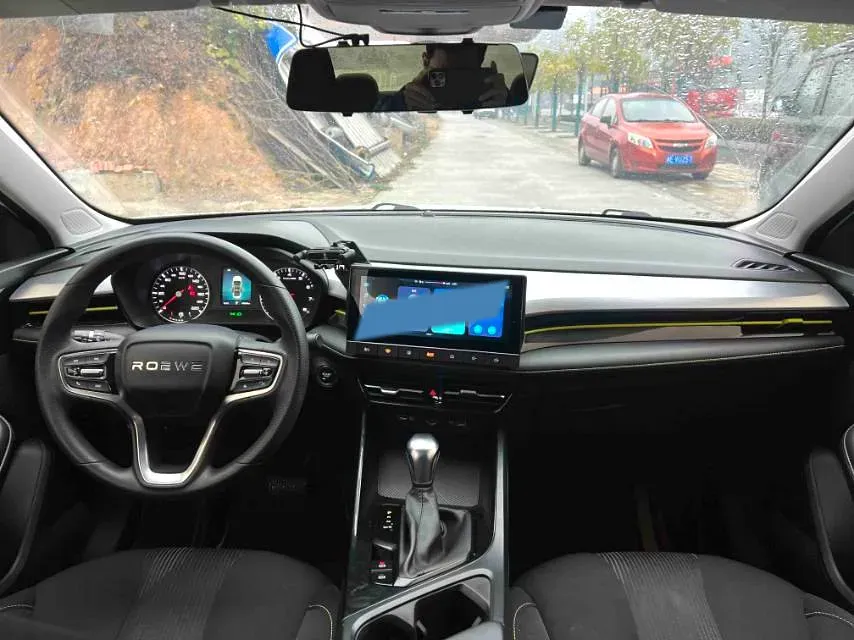 2021 Roewe i5 1.5L 120HP L4 CVT,autocango,china used car exporter,china ev exporter,chinese used car exporter,chinese used ev exporter
