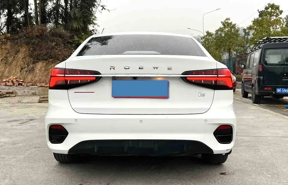 2021 Roewe i5 1.5L 120HP L4 CVT,autocango,china used car exporter,china ev exporter,chinese used car exporter,chinese used ev exporter