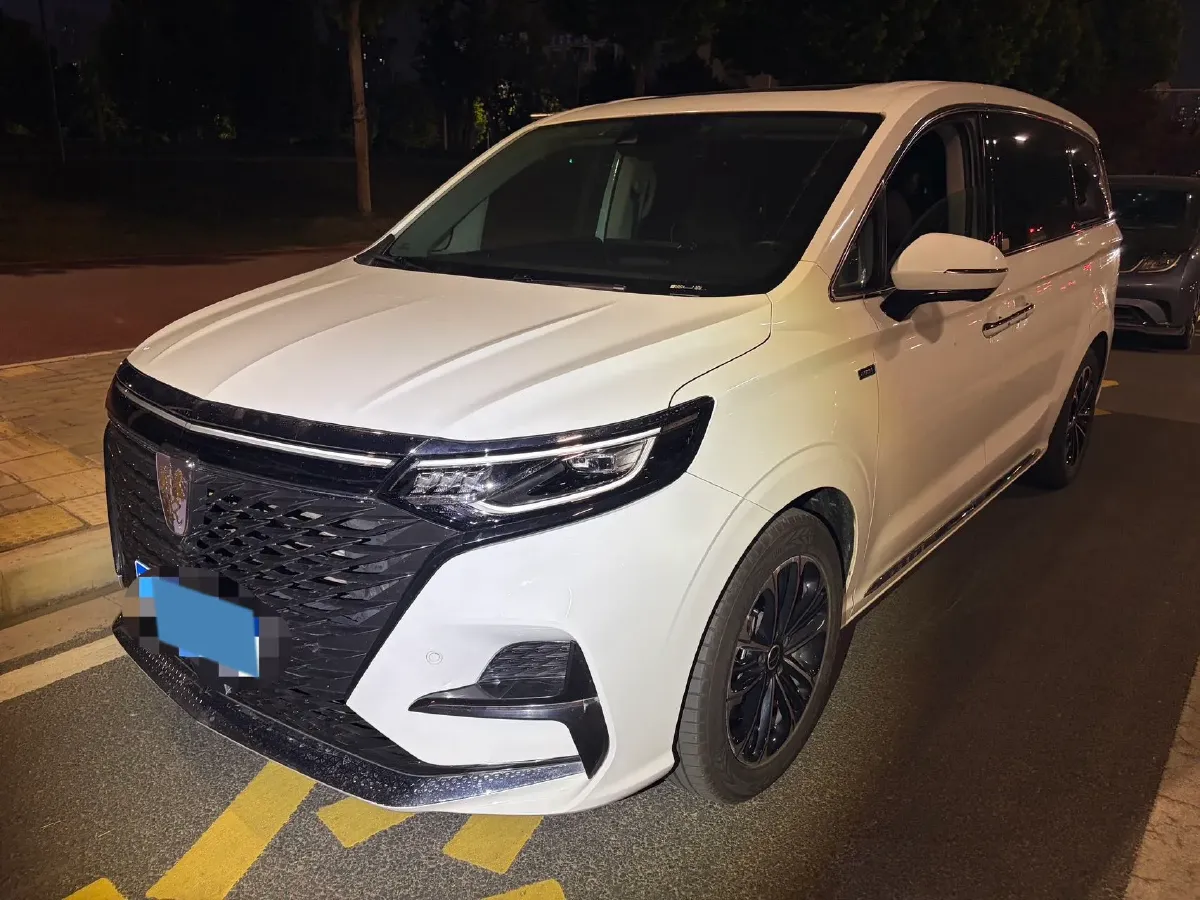 2021 Roewe iMAX8 2.0T 234HP L4 8AT,autocango,china used car exporter,china ev exporter,chinese used car exporter,chinese used ev exporter