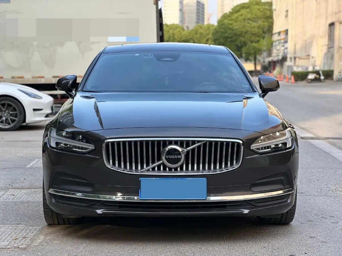 2023 Volvo S90 2.0T 250HP L4 8AT,autocango,china used car exporter,china ev exporter,chinese used car exporter,chinese used ev exporter