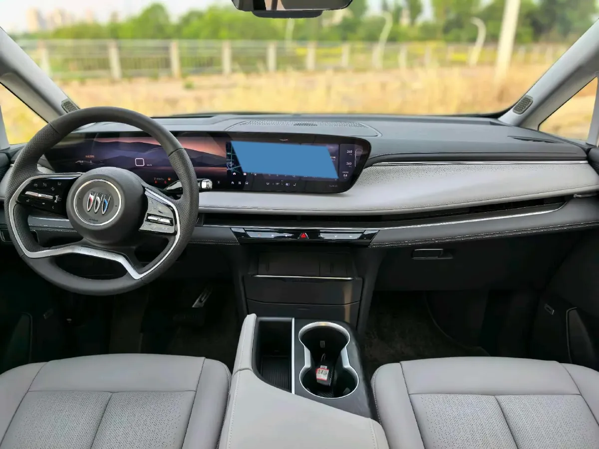 2025 Buick GL8 2.0T 237HP L4 9AT,autocango,china used car exporter,china ev exporter,chinese used car exporter,chinese used ev exporter