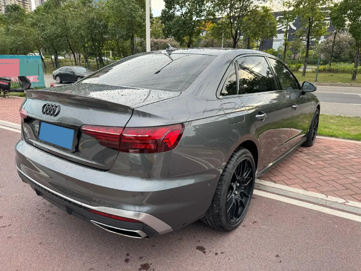 2020 Audi A4L 2.0T 190HP L4 7DCT,autocango,china used car exporter,china ev exporter,chinese used car exporter,chinese used ev exporter