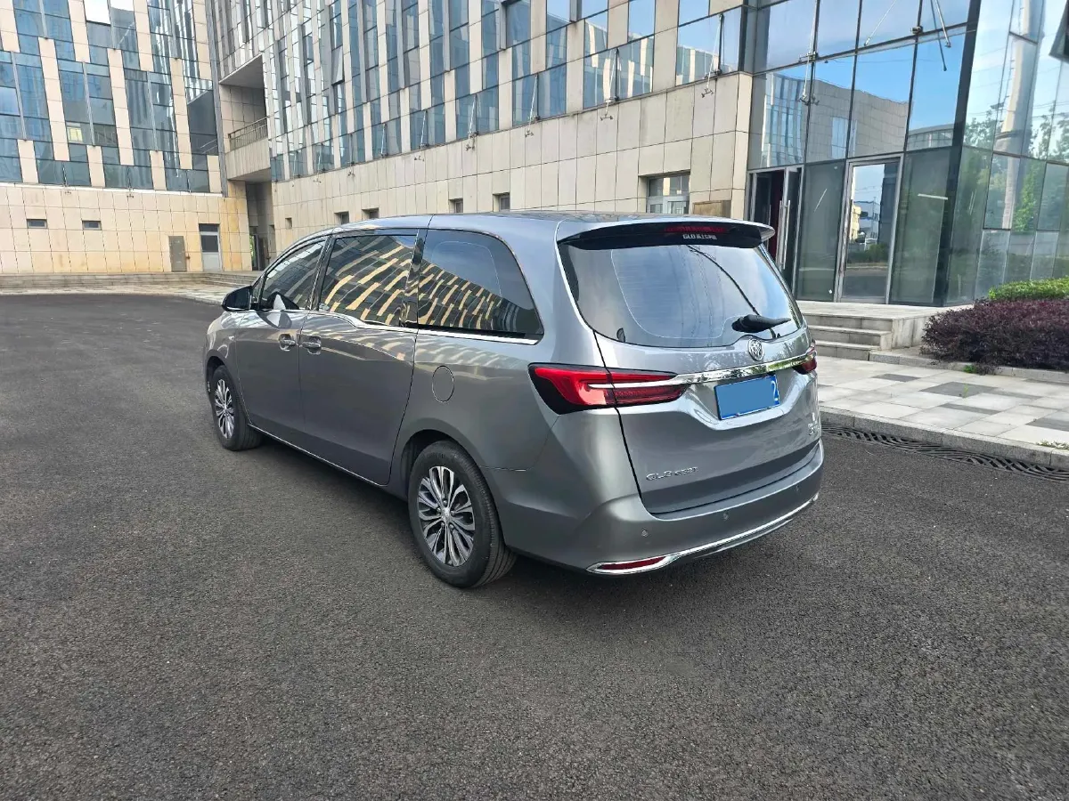 2021 Buick GL8 2.0T 237HP L4 9AT,autocango,china used car exporter,china ev exporter,chinese used car exporter,chinese used ev exporter