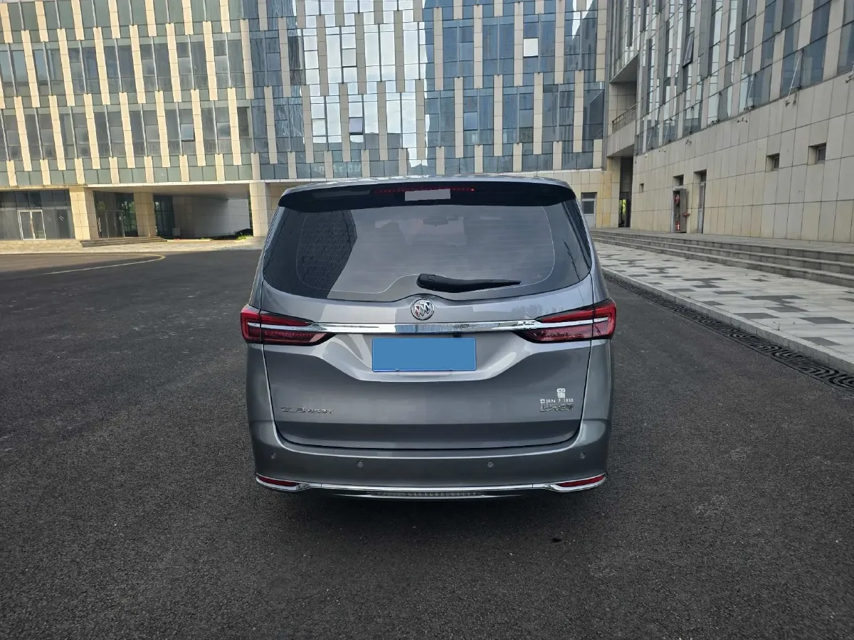 2021 Buick GL8 2.0T 237HP L4 9AT,autocango,china used car exporter,china ev exporter,chinese used car exporter,chinese used ev exporter