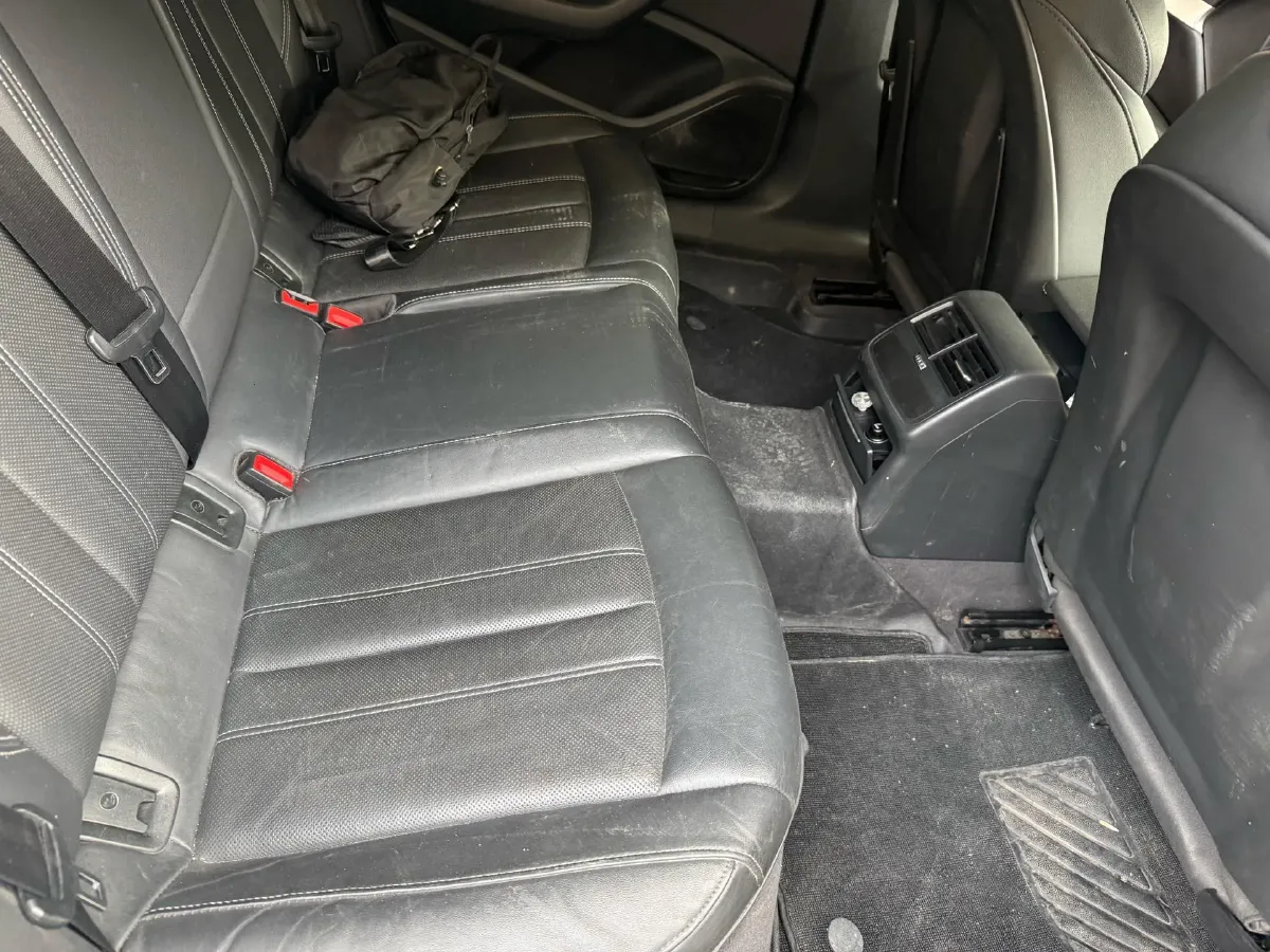 2020 Audi A4L 2.0T 190HP L4 7DCT,autocango,china used car exporter,china ev exporter,chinese used car exporter,chinese used ev exporter