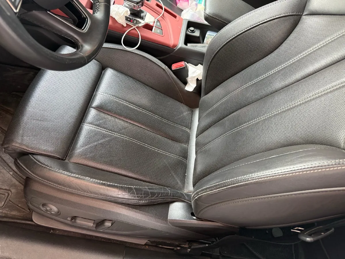 2020 Audi A4L 2.0T 190HP L4 7DCT,autocango,china used car exporter,china ev exporter,chinese used car exporter,chinese used ev exporter