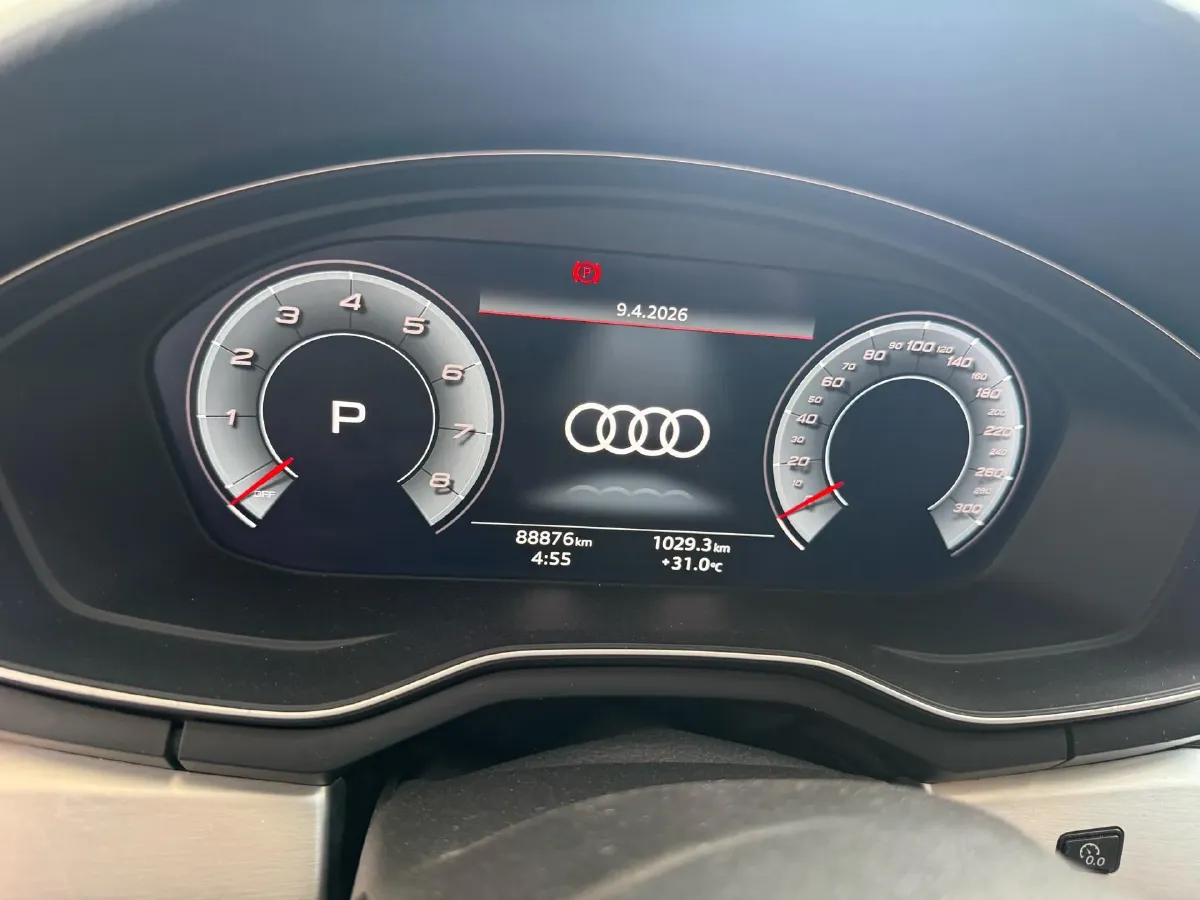 2020 Audi A4L 2.0T 190HP L4 7DCT,autocango,china used car exporter,china ev exporter,chinese used car exporter,chinese used ev exporter