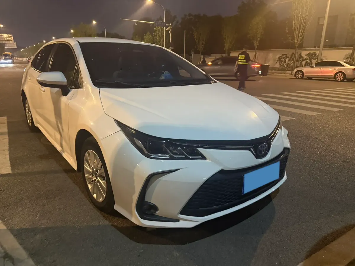 2022 Toyota Corolla 1.8L 98HP L4 E-CVT Hybrid,autocango,china used car exporter,china ev exporter,chinese used car exporter,chinese used ev exporter