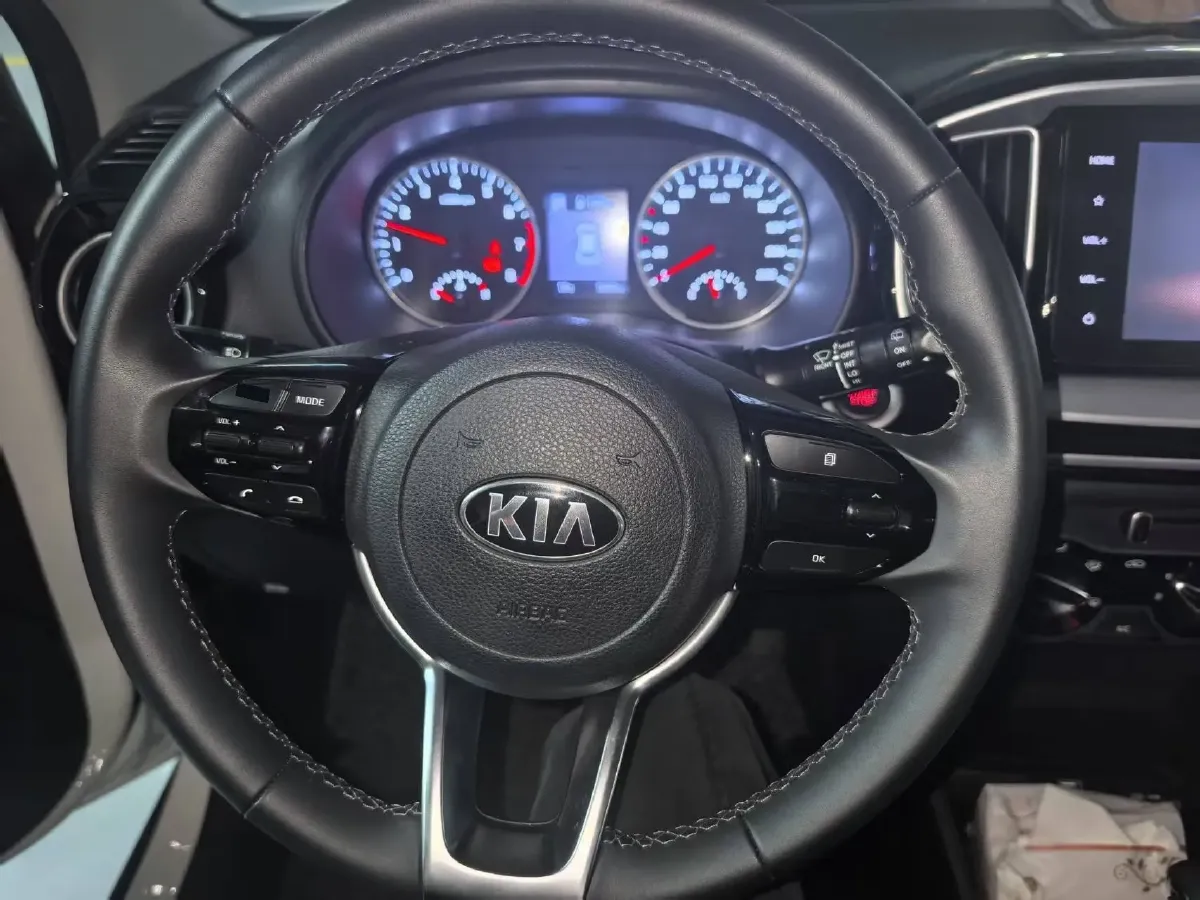 2021 Kia KX1 1.4L 100HP L4 6AT,autocango,china used car exporter,china ev exporter,chinese used car exporter,chinese used ev exporter