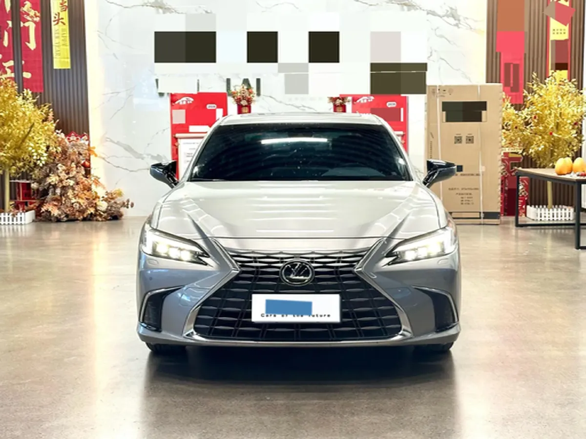 2025 Lexus ES 2.0L 173HP L4 CVT,autocango,china used car exporter,china ev exporter,chinese used car exporter,chinese used ev exporter