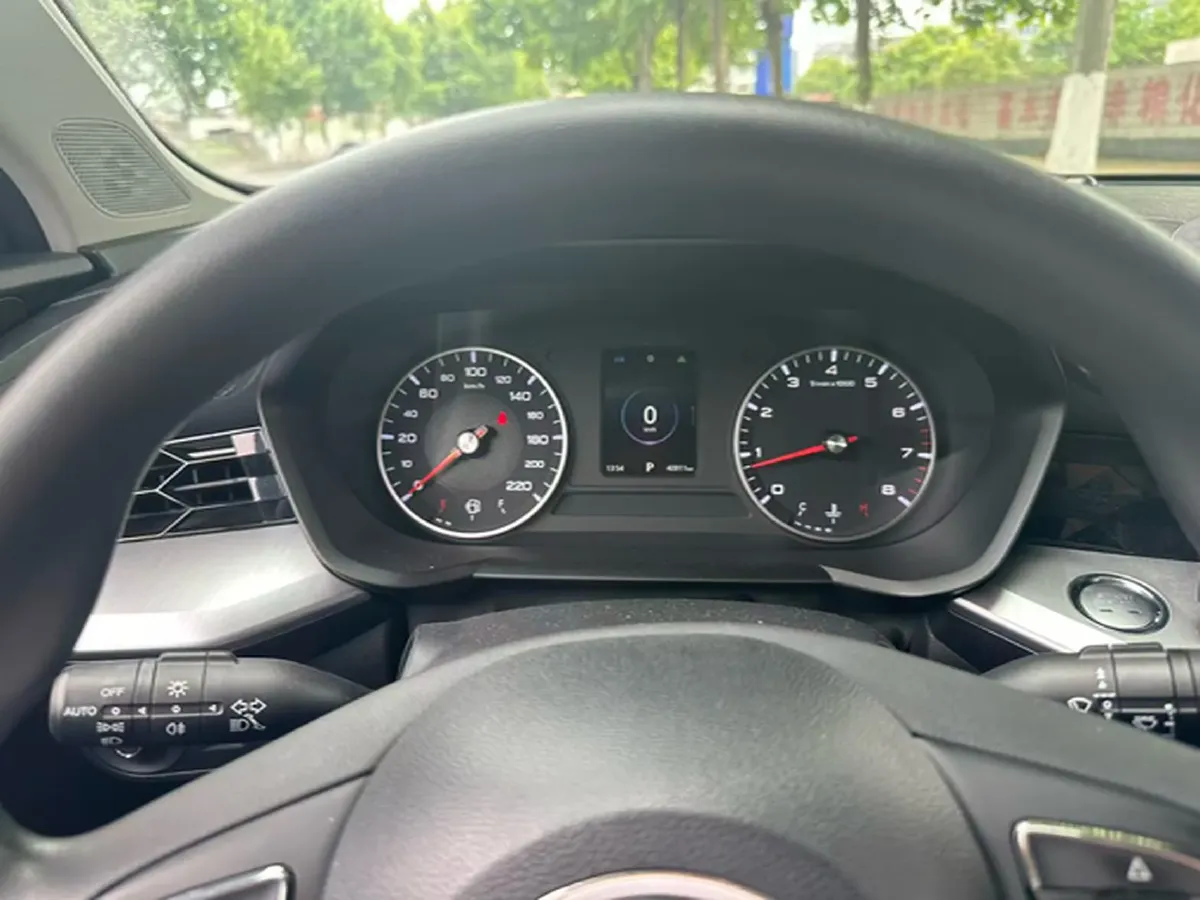 2021 MG 5 1.5L 120HP L4 CVT,autocango,china used car exporter,china ev exporter,chinese used car exporter,chinese used ev exporter