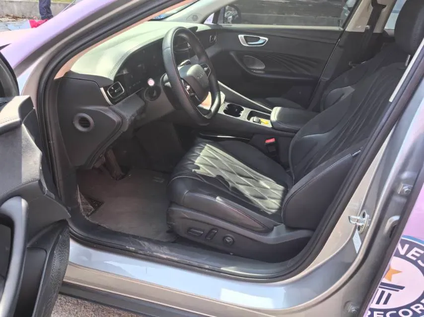 2023 Roewe D7 1.5L 112HP L4 1DHT PHEV 21.4KWH,autocango,china used car exporter,china ev exporter,chinese used car exporter,chinese used ev exporter