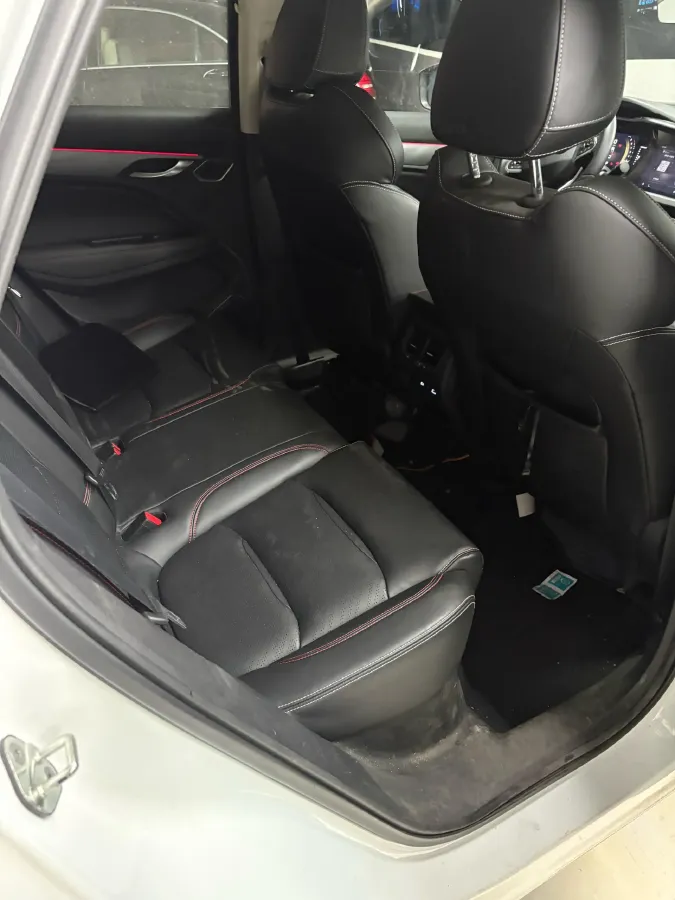 2021 Geely Tugella 2.0T 190HP L4 7DCT,autocango,china used car exporter,china ev exporter,chinese used car exporter,chinese used ev exporter