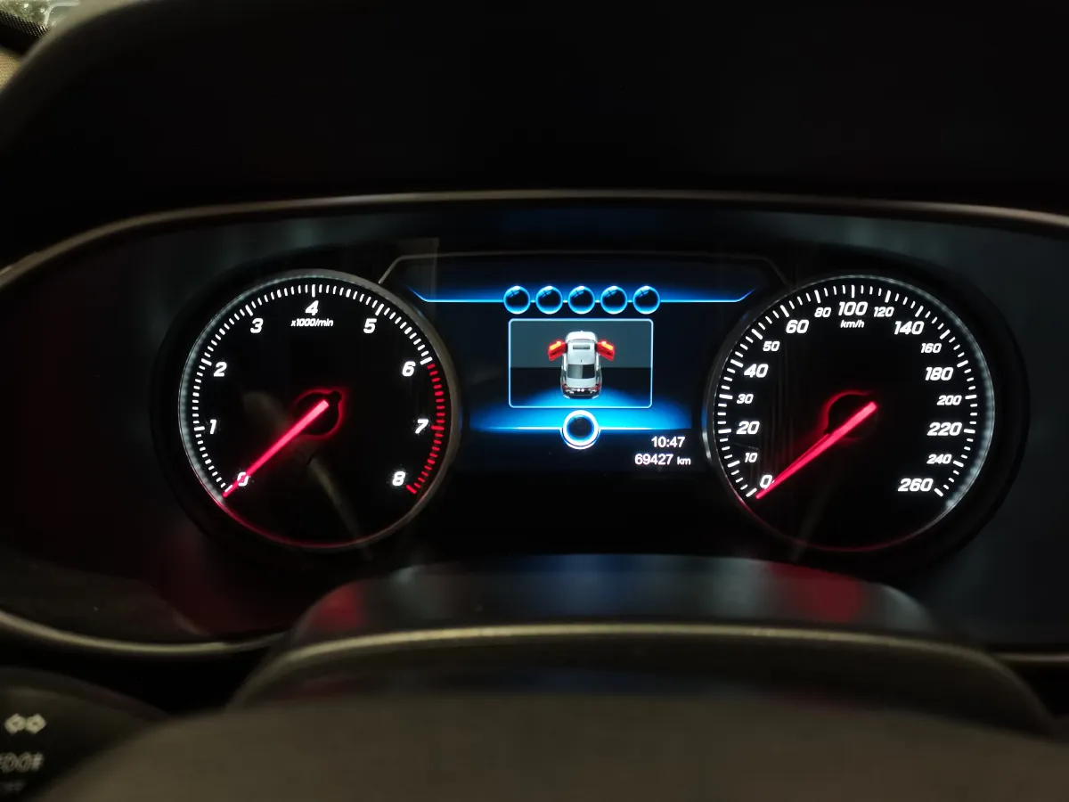 2018 HongQi H5 1.8T 186HP L4 6AT,autocango,china used car exporter,china ev exporter,chinese used car exporter,chinese used ev exporter