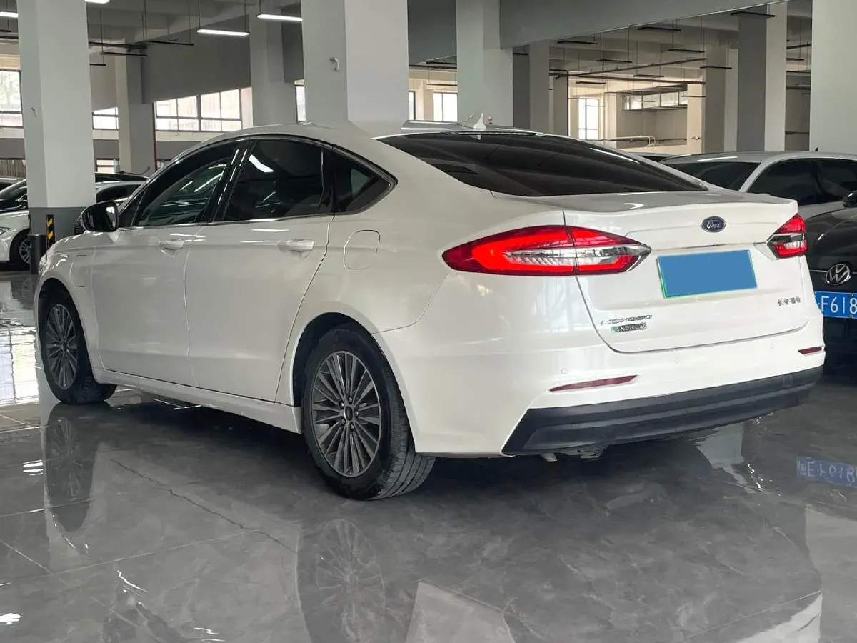 2018 Ford Mondeo 2.0L 143HP L4 E-CVT PHEV 9KWH,autocango,china used car exporter,china ev exporter,chinese used car exporter,chinese used ev exporter