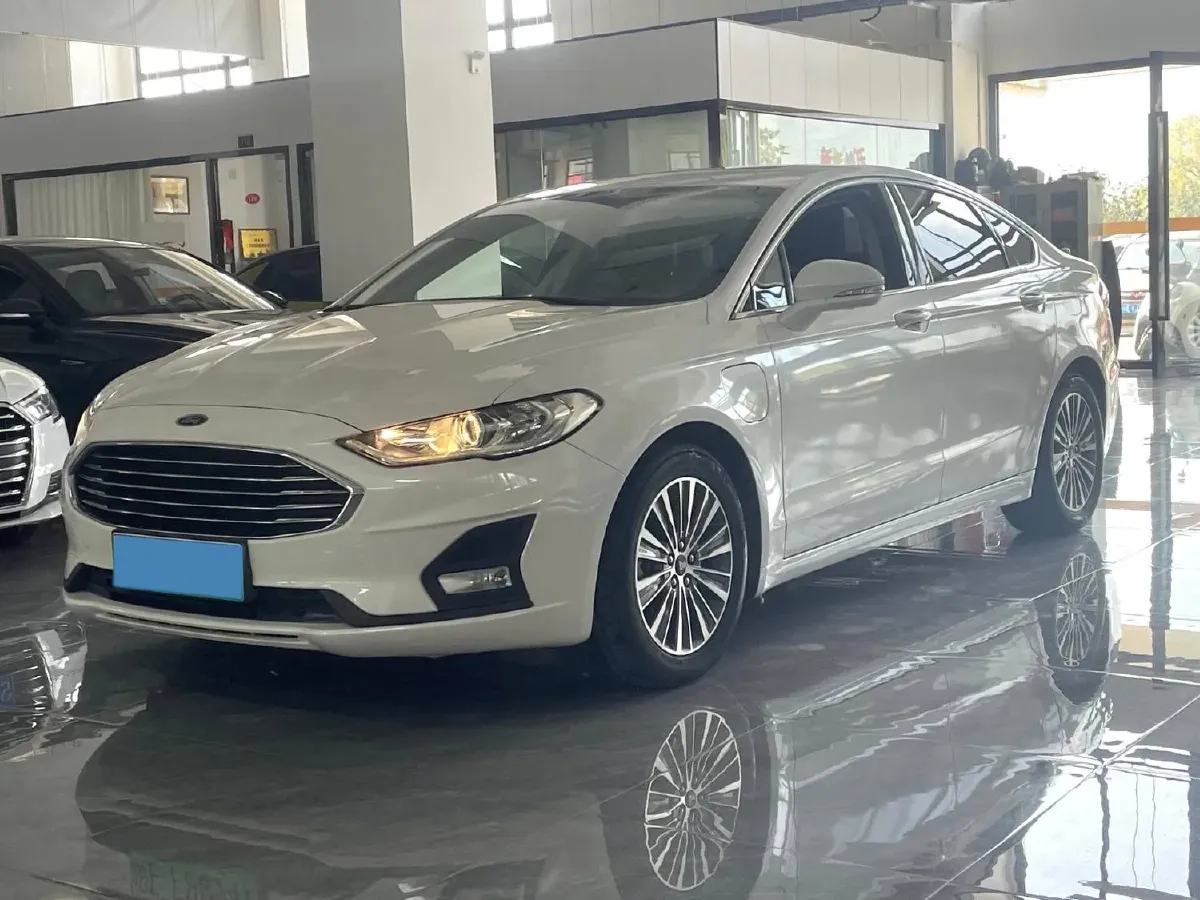 2018 Ford Mondeo 2.0L 143HP L4 E-CVT PHEV 9KWH,autocango,china used car exporter,china ev exporter,chinese used car exporter,chinese used ev exporter