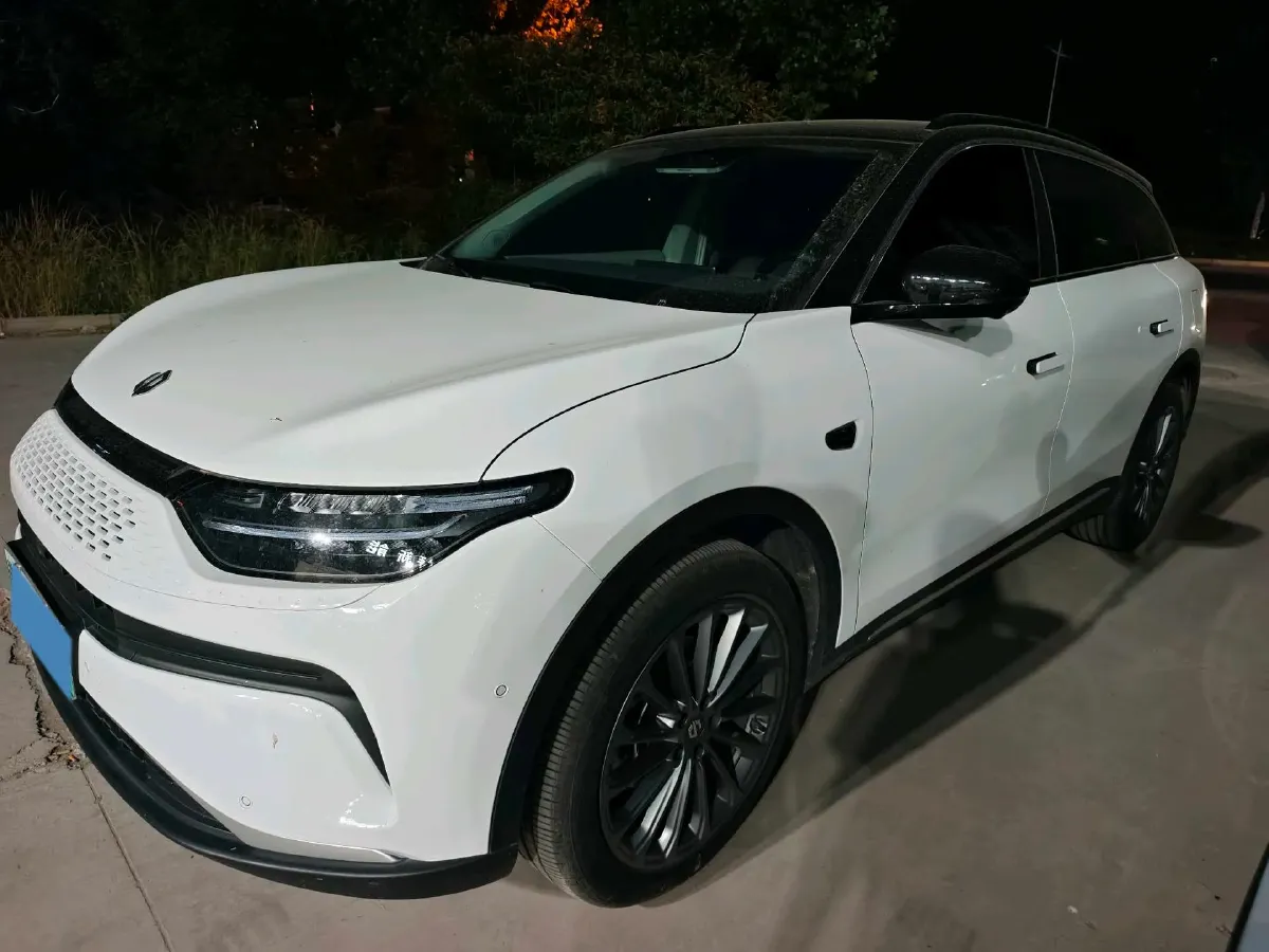 2024 Leapmotor C11 1.5L 95HP L4 REEV 43.74KWH,autocango,china used car exporter,china ev exporter,chinese used car exporter,chinese used ev exporter