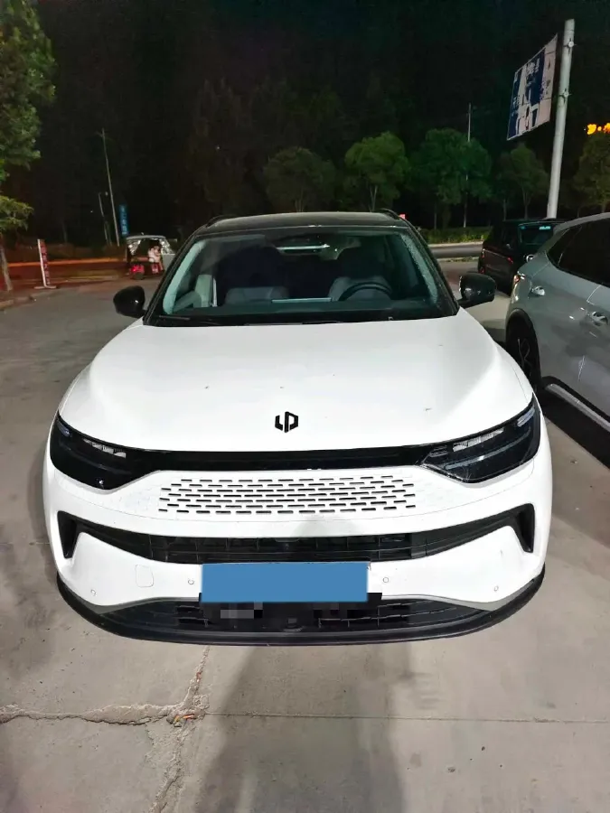2024 Leapmotor C11 1.5L 95HP L4 REEV 43.74KWH,autocango,china used car exporter,china ev exporter,chinese used car exporter,chinese used ev exporter