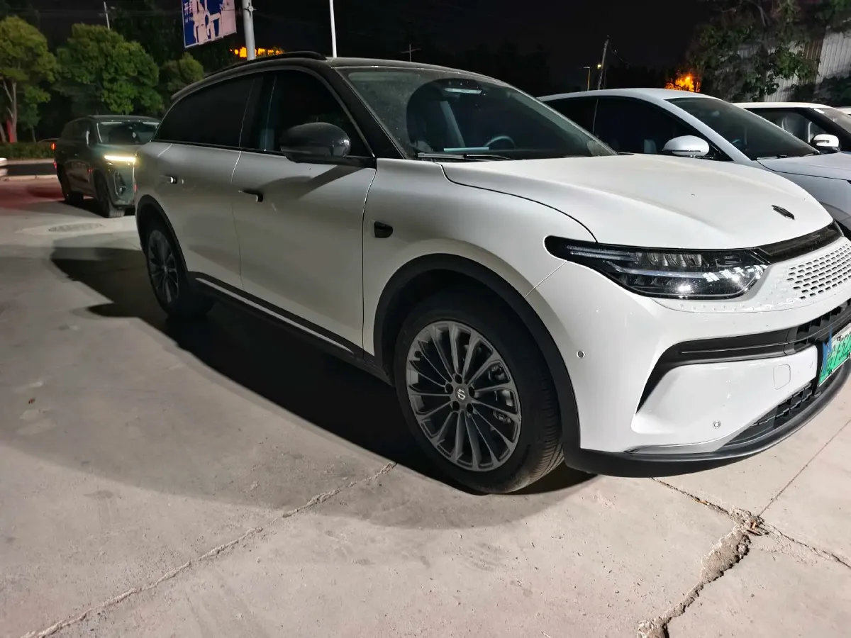 2024 Leapmotor C11 1.5L 95HP L4 REEV 43.74KWH,autocango,china used car exporter,china ev exporter,chinese used car exporter,chinese used ev exporter
