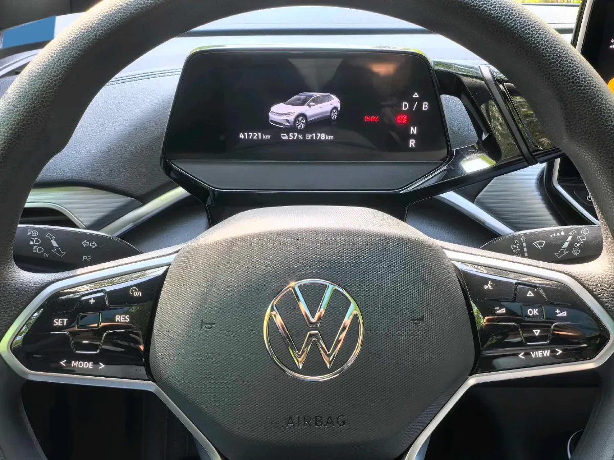 2022 Volkswagen ID.4 Crozz BEV 55.7KWH,autocango,china used car exporter,china ev exporter,chinese used car exporter,chinese used ev exporter