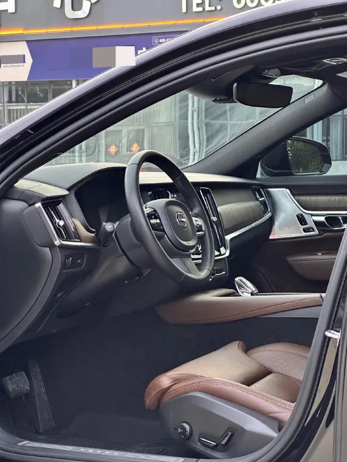 2021 Volvo S90 2.0T 250HP L4 8AT,autocango,china used car exporter,china ev exporter,chinese used car exporter,chinese used ev exporter