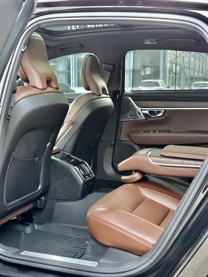 2021 Volvo S90 2.0T 250HP L4 8AT,autocango,china used car exporter,china ev exporter,chinese used car exporter,chinese used ev exporter