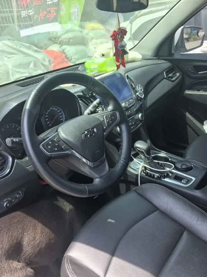 2021 Chevrolet Equinox 1.5T 169HP L4 6AT,autocango,china used car exporter,china ev exporter,chinese used car exporter,chinese used ev exporter