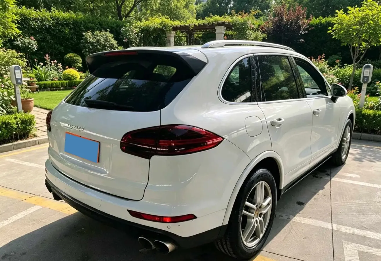 2016 Porsche Cayenne 3.0T 333HP V6 8AT,autocango,china used car exporter,china ev exporter,chinese used car exporter,chinese used ev exporter