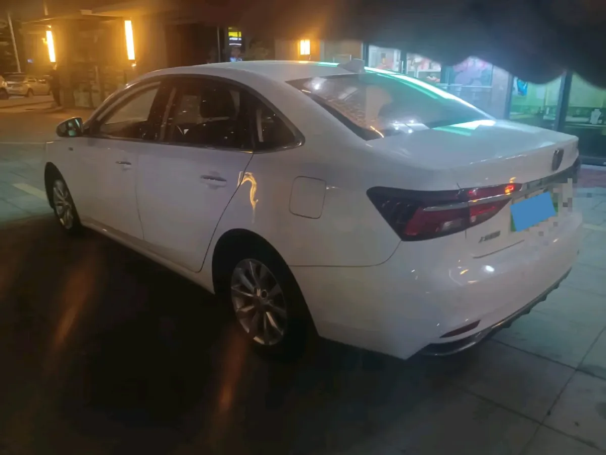 2017 Roewe i6 1.0T 125HP L3 2AT PHEV,autocango,china used car exporter,china ev exporter,chinese used car exporter,chinese used ev exporter