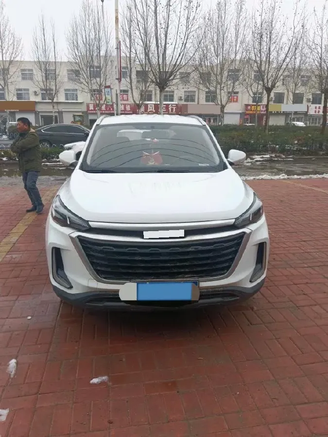 2019 BeiJing Auto X3 1.5T 150HP L4 6MT,autocango,china used car exporter,china ev exporter,chinese used car exporter,chinese used ev exporter