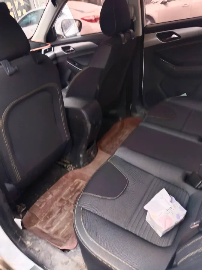 2019 BeiJing Auto X3 1.5T 150HP L4 6MT,autocango,china used car exporter,china ev exporter,chinese used car exporter,chinese used ev exporter
